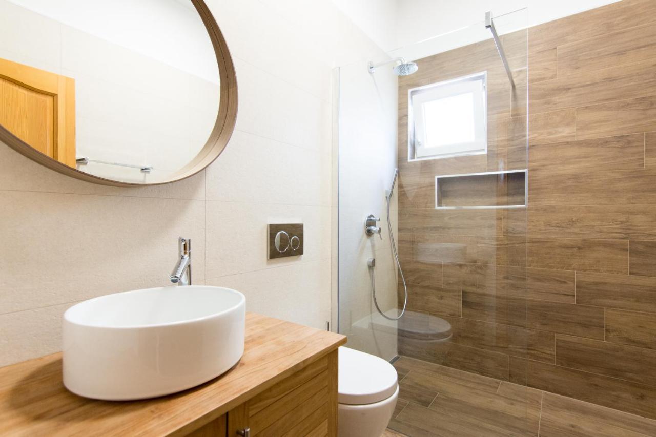 Apartments Basilea Биоград на Мору Екстериор снимка