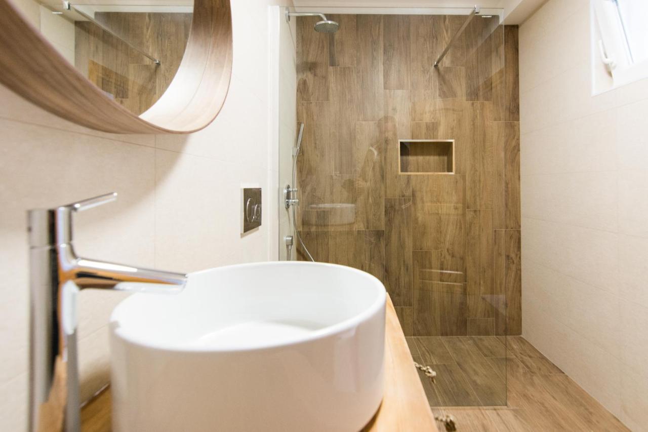 Apartments Basilea Биоград на Мору Екстериор снимка