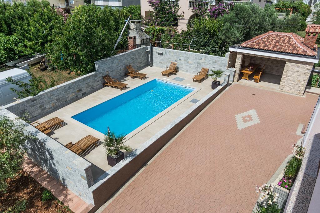 Apartments Basilea Биоград на Мору Екстериор снимка