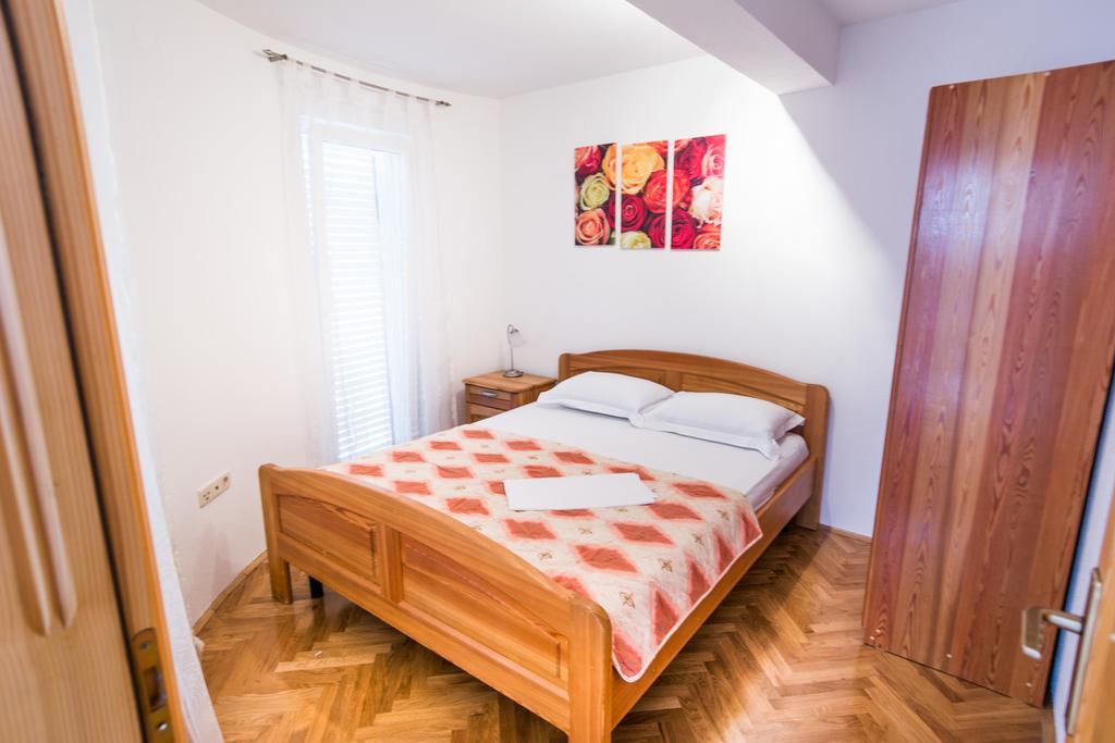 Apartments Basilea Биоград на Мору Стая снимка