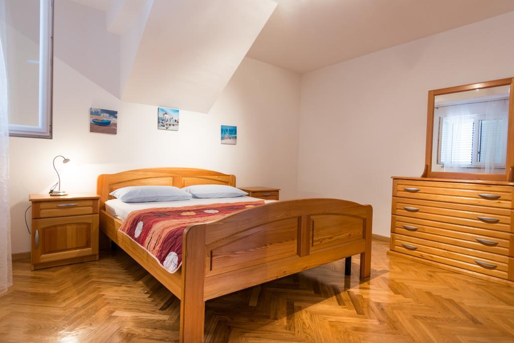 Apartments Basilea Биоград на Мору Стая снимка